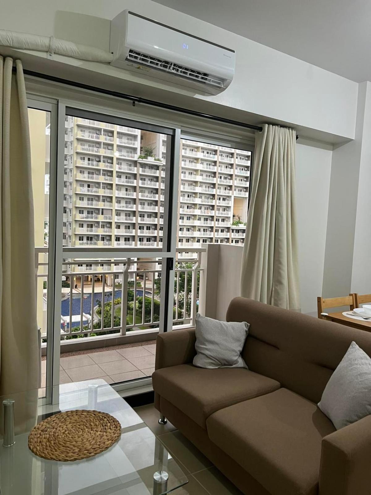 2 Bedroom Condo Unit Near Sm Bf & Naia At The Atherton By Dmci With 2 Balcony Paranaque City Luaran gambar
