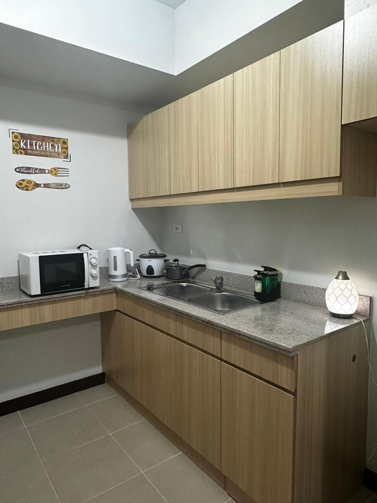 2 Bedroom Condo Unit Near Sm Bf & Naia At The Atherton By Dmci With 2 Balcony Paranaque City Luaran gambar